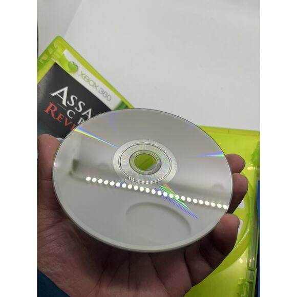 Assassin's Creed: Revelations CIB W/ Manual - Xbox 360 - Tested - Picture 6 of 7